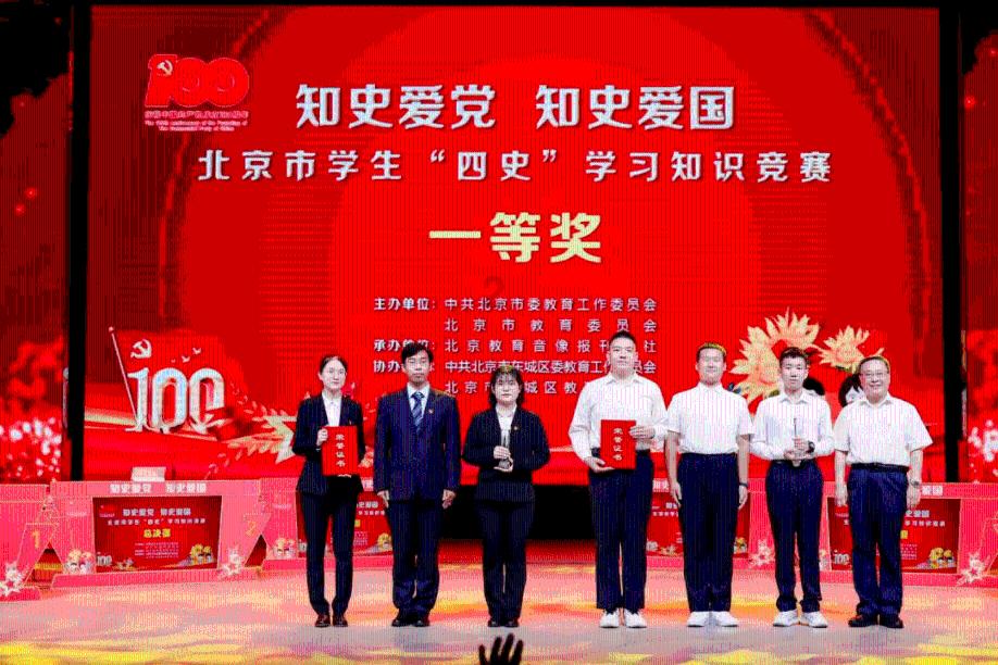 “回南天”有多猛？海口一小区天花板、墙皮、瓷砖均脱落......